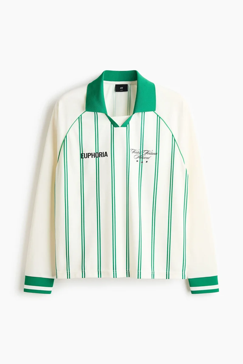 اتش اند ام تي‑شيرت بولو مطبوع بقصّة واسعة